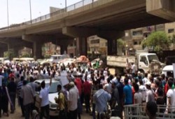 تفاعل شعبي مع مسيرة حاشدة لطلاب طنطا تضامنًا مع غزة