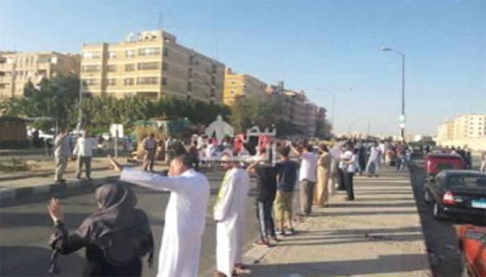 مظاهرة لطلاب 6 أكتوبر تُندد بغلق معبر رفح أمام جرحى غزة