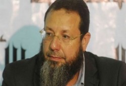 شيحة يطالب بإسقاط أنظمة مصر وسوريا والعراق لإنقاذ فلسطين