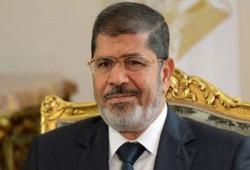 النيويورك تايمز تقارن بين موقف الرئيس الشرعي وعمالة السفاح