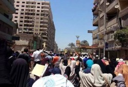 ثوار عزبة النخل يحتشدون في اليوم الثاني للانتفاضة