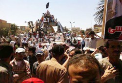 سخط عارم بسوهاج لإغلاق الانقلاب الفاشي عشرات المساجد