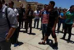 مسيرة لطلاب ضد الانقلاب بطب الأزهر بدمياط