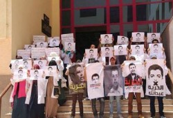 طلاب جامعة أكتوبر يتضامنون مع الصحفي الشامي