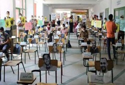 طلاب هندسة العاشر لزملائهم الشهداء والمعتقلين: لن ننساكم