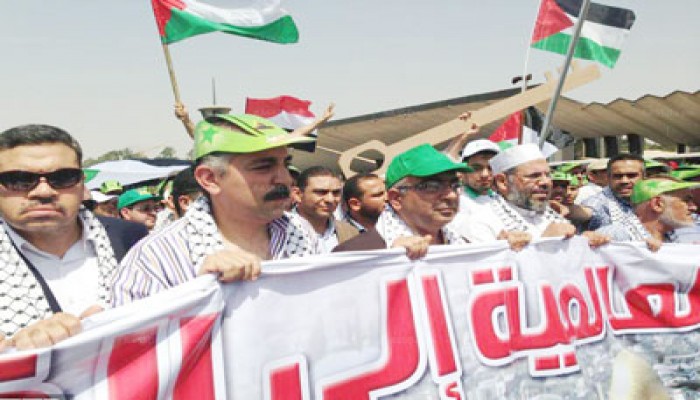 لبنانيون وأتراك يشاركون بمسيرة "نصرة القدس" في بيروت