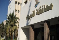 صور الرئيس مرسي تتصدر السلاسل البشرية بقصر الجبالي بالفيوم