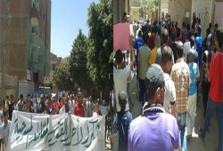 صور.. 3 مسيرات بقوصية أسيوط في جمعة "‏العسكر فاكرينها تكية"