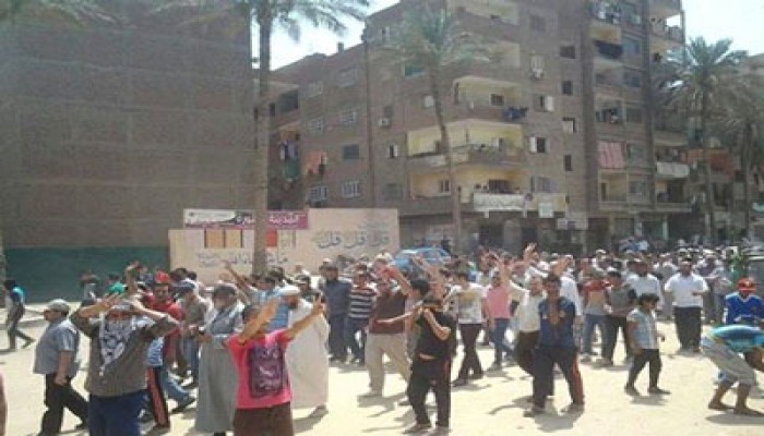 ﺛﻮﺍﺭ عزبة النخل: "مكملين حتى عودة الشرعية"