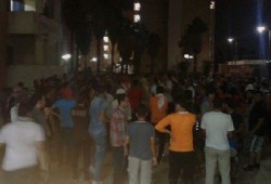 بلطجية الانقلاب يعتدون على طلاب الأزهر داخل المدينة