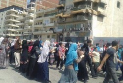 مسيرة حاشدة تدعو لاستمرار مقاطعة رئاسة الدم بالمنصورة