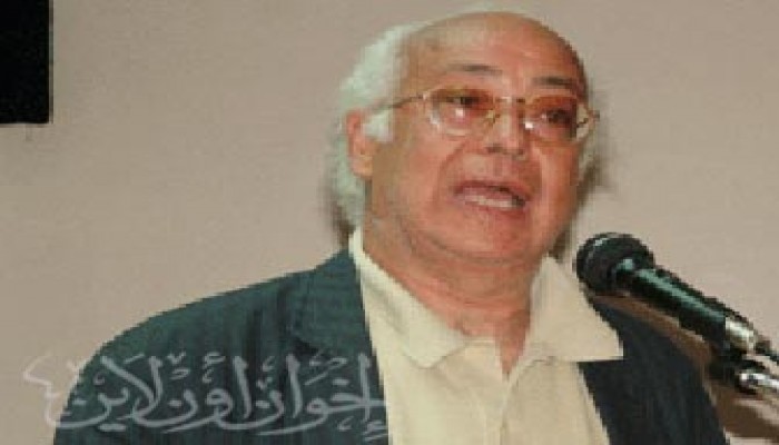 منع الفرجاني من الكتابة بالأهرام لانتقاده السفاح