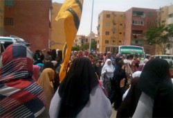 بالصور.. طالبات الأزهر بالمنوفية يرفضن اغتصاب السفاح للرئاسة