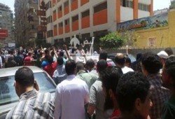 ثوار فيصل: "ولا سيسي ولا حمدين جزمة مرسي بالاتنين"