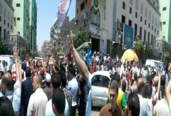 بالصور.. احتشاد ثوار المطرية في بداية أسبوع "قاطع رئاسة الدم"