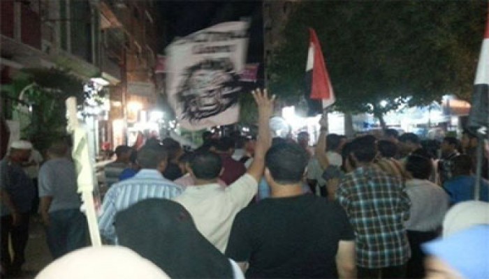 سوهاج.. وقفة حاشدة لثوار جرجا تطالب بالإفراج عن المعتقلين