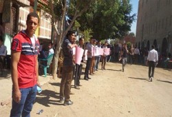 سلسلة ووقفة لطلاب أزهر تفهنا تندد باقتحام الانقلاب الجامعات