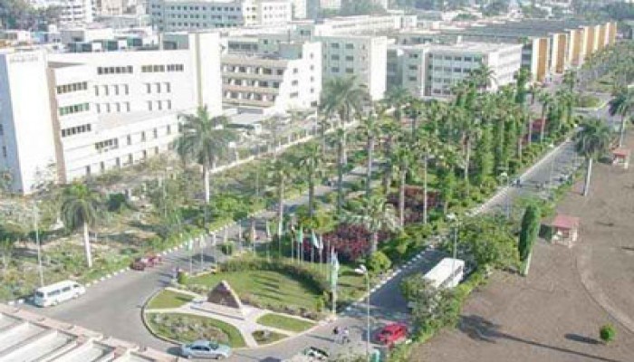 وقفة لأعضاء هيئة تدريس المنصورة للمطالبة بالإفراج عن المعتقلين