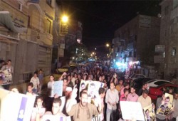 مسيرة ليلية بأبشواي بالفيوم تدعو لمقاطعة رئاسة الدم