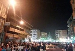 بالصور.. مسيرة ليلية حاشدة في المطرية