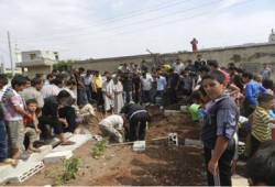 استشهاد 45 شخصًا في العمليات العسكرية بسوريا أمس