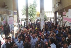 مباشر.. مسيرة طلابية بهندسة العاشر للمطالبة بالقصاص للشهداء