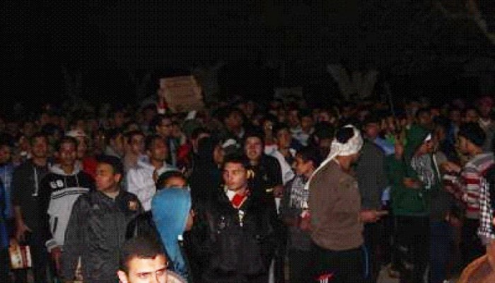 مسيرة حاشدة بمدينة الأزهر للمطالبة بالإفراج عن الطلاب المعتقلين