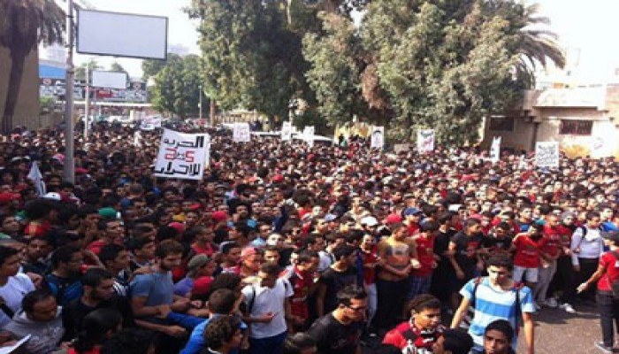 حبس 12 من ألتراس أهلاوي 5 سنوات بتهمة قطع الطريق بالنزهة
