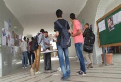 معرض مصور بهندسة العاشر من رمضان تضامنًا مع المعتقلين