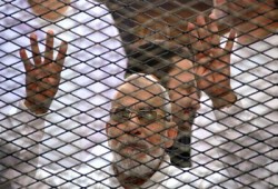 اليوم.. استئناف المحاكمات الهزلية للمرشد العام ورموز مصر