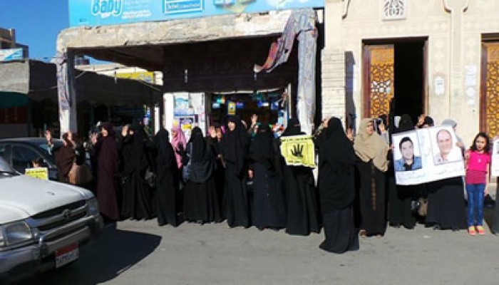 حرائر العريش يتظاهرن للمطالبة بإسقاط الانقلاب وتحرير المعتقلين