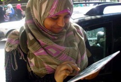 حبس الصحفية سماح إبراهيم و9 آخرين ٦ أشهر و٥٠ ألف جنيه غرامة