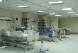 إغلاق مستشفى "آل سليمان" بعد مطالبة العمال بتحسين أوضاعهم