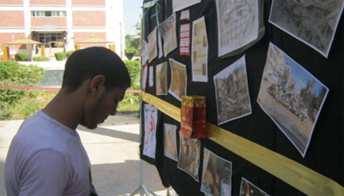 "أبطالنا" معرض فني بجامعة بأسيوط للتعريف بالطلاب المعتقلين