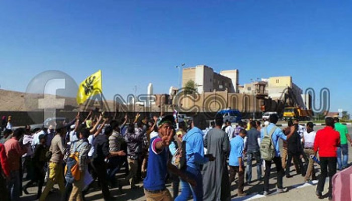 وقفة لطلاب المعاهد الفنية بأسوان تندد بممارسات الانقلاب القمعية