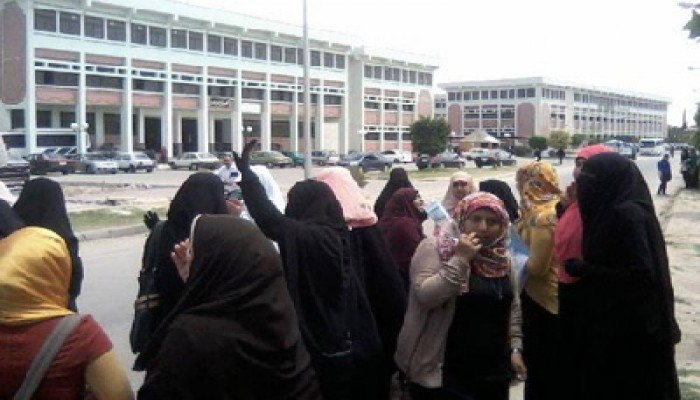 طلاب جامعة القناة يهزمون أمن الانقلاب وينظمون فعاليات ضد  العسكر