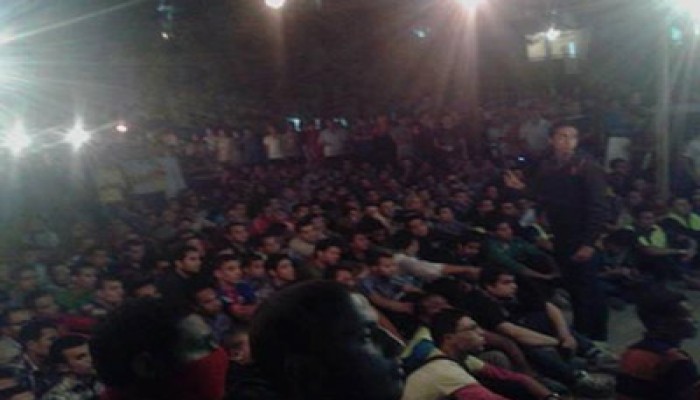 طﻻب مدينة اﻷزهر ينظمون عرضًا مسرحيًّا بعنوان "مصر مش تكية"