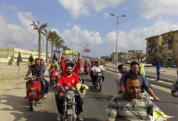 مسيرة دراجات بخارية على الطريق الدولي بدمياط رفضًا للانقلاب