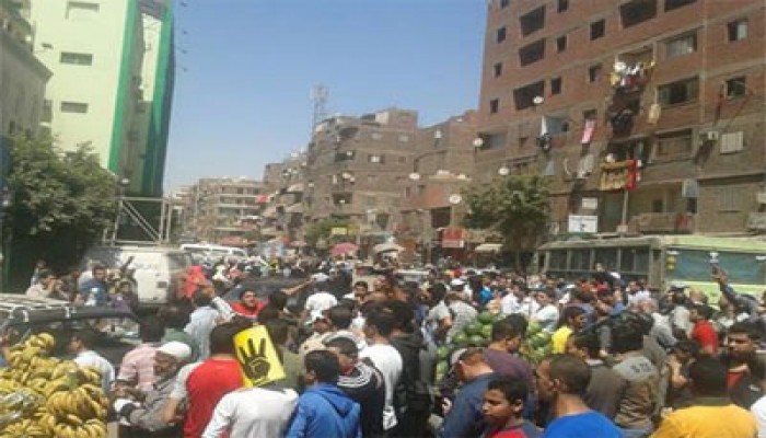 أهالي المطرية يتظاهرون ضد الانقلاب في جمعة "مصر ليست تكية"