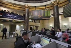تراجع جماعي لمؤشرات البورصة وسط عمليات بيع كبيرة