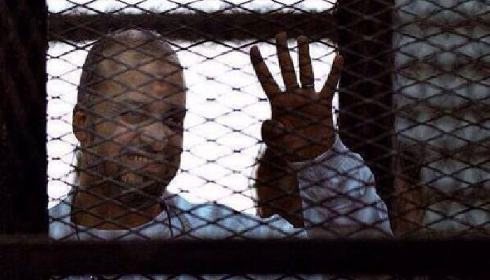 فضيحة قضاء الانقلاب.. علاج للبرد في أحراز مهزلة قضية "التخابر"!!