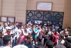 مسيرة لطلاب "معهد الأهرامات للهندسة" بـ٦ أكتوبر
