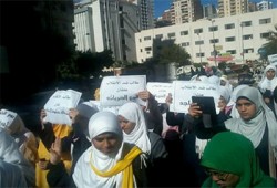 وقفة لطالبات الإسكندرية للمطالبة بالإفراج عن الحرائر