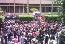 ثورة طلاب القاهرة في الذكرى الثامنة لفض رابعة والنهضة