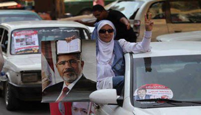 اليوم.. استمرار مهزلة محاكمة الرئيس الشرعي