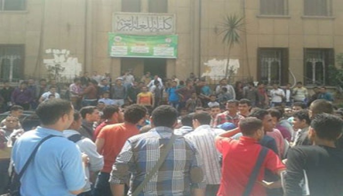 مظاهرات للطلاب ضد الانقلاب بجامعة الأزهر بالدراسة