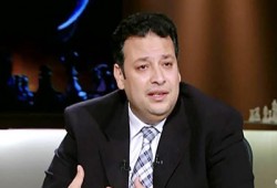 حاتم عزام: مصر لن تتقدم في ظل دولة عسكرية