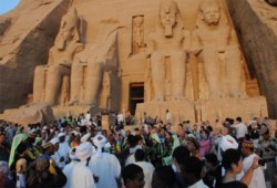 مصر تخرج من قائمة الـ25 في صدارة السياحة.. و"أسطنبول" الأولى