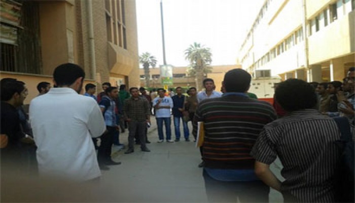 وقفة لطلاب هندسة شبين الكوم رفضًا للانقلاب الدموي