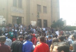 بالصور.. آلاف الطلاب ينضمون إلى مسيرة جامعة الأزهر